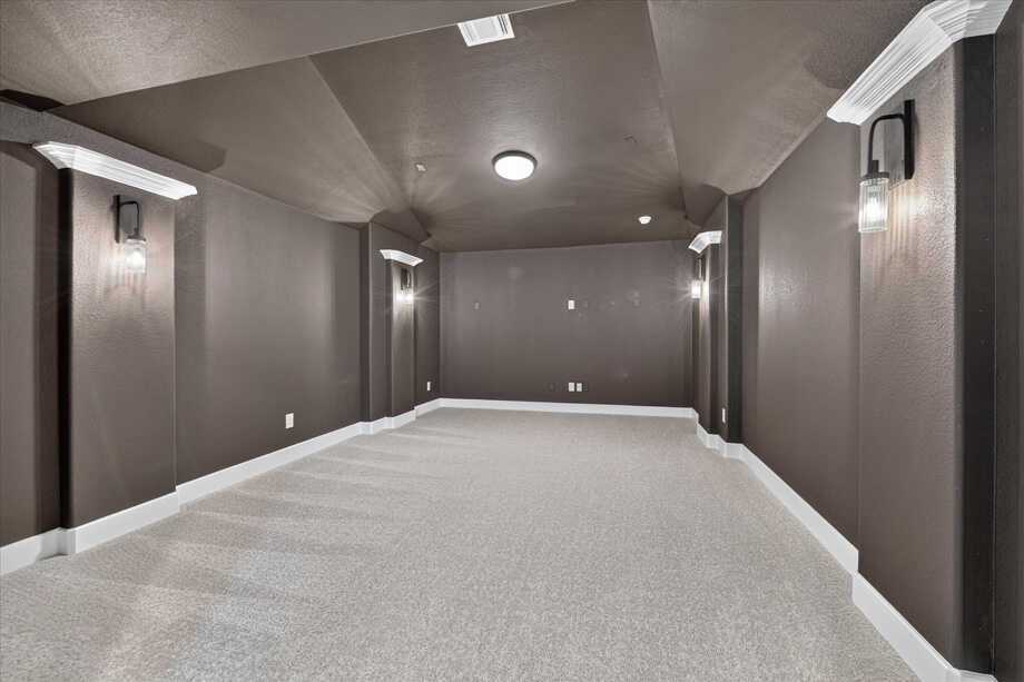 Entertainment Room