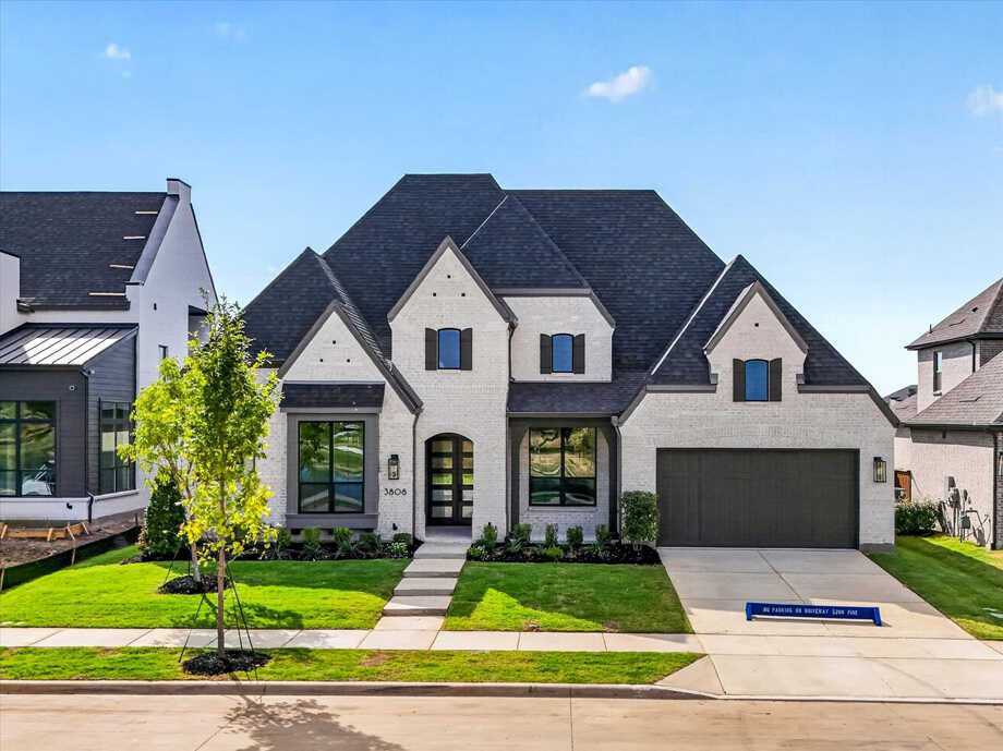 Plan Verona - Mosaic: 70ft. lots: Prosper, Texas - Highland Homes
