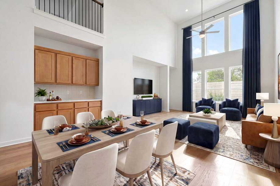 Family Room/Dining Room