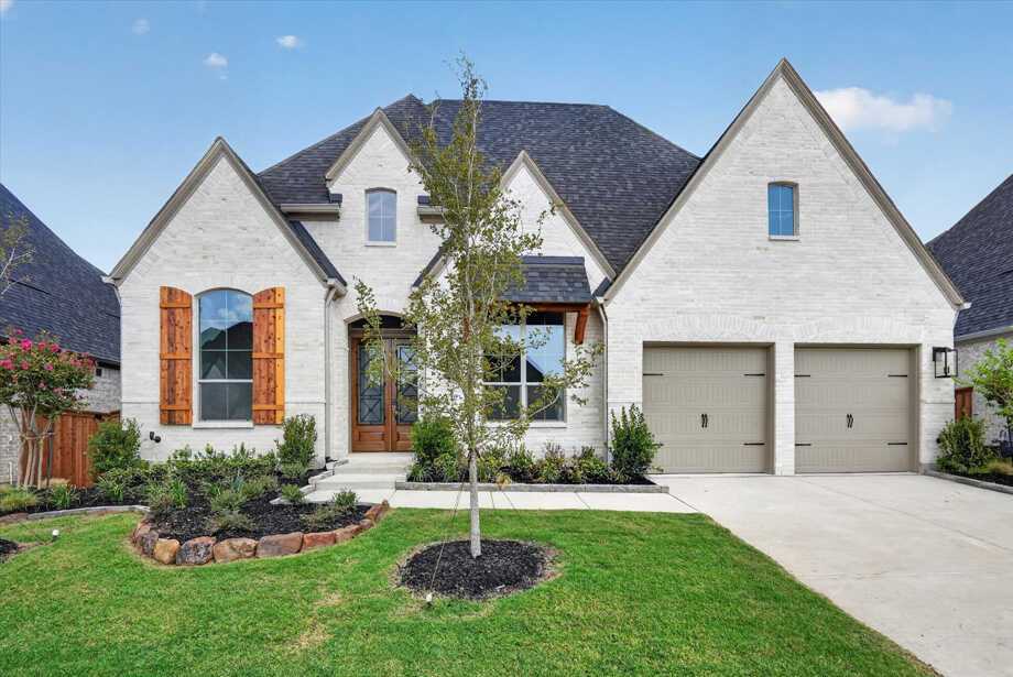Plan 216 - Sandbrock Ranch: Quick Move-Ins - 60ft. lots: Aubrey, Texas - Highland Homes