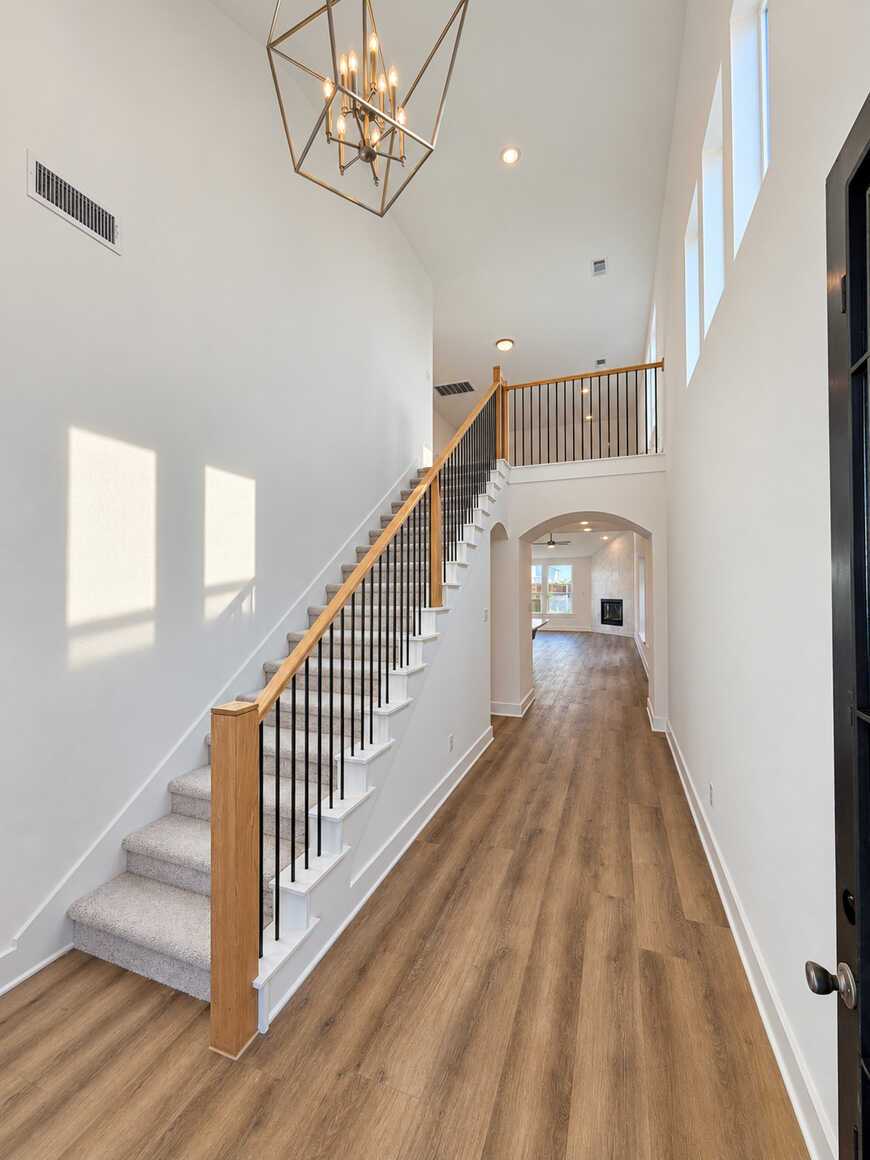 Entry/Dining Room