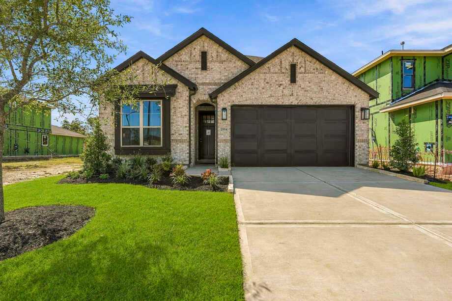 Plan Continental - Midline: Webster, Texas - Highland Homes