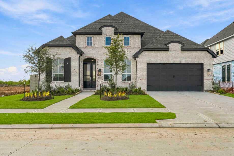 Plan 215 - Legacy: Friendswood, Texas - Highland Homes
