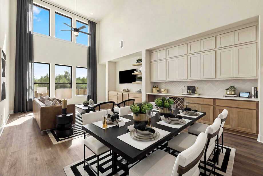 Family Room/Dining Room
