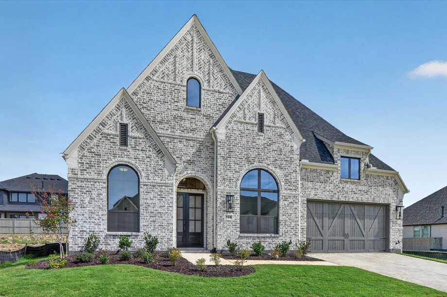Plan 218 - Pecan Square: 60ft. lots: Northlake, Texas - Highland Homes