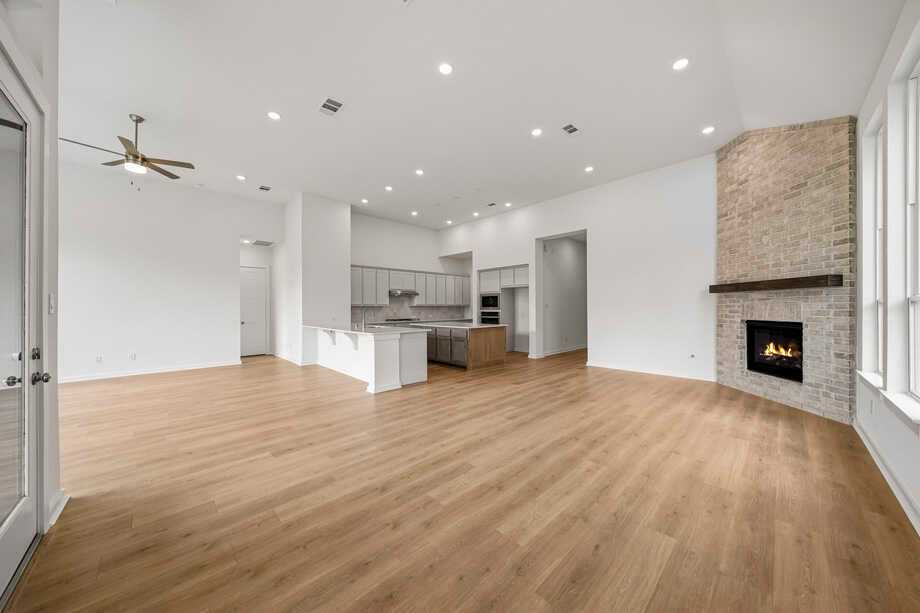 Keeping Room/Dining Room