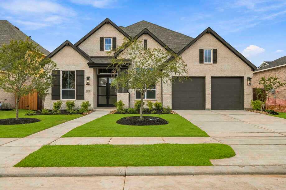 Plan 216 - Meridiana: 65ft. lots: Manvel, Texas - Highland Homes