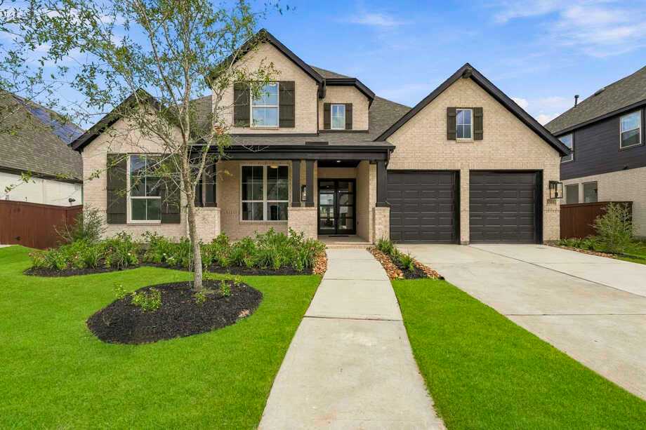 8919 Blue Grotto Lane (Plan 222)