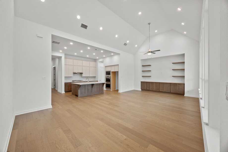 Family Room/Dining Room