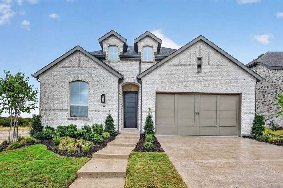Plan Davenport - Mantua: 55ft. lots: Van Alstyne, Texas - Highland Homes