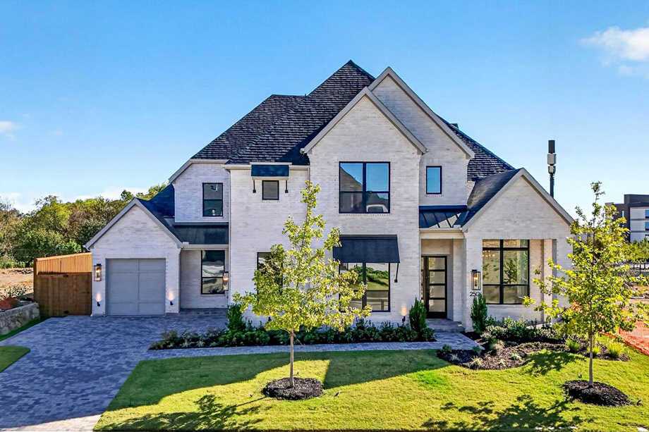 250 Orion Drive (Plan Varese)