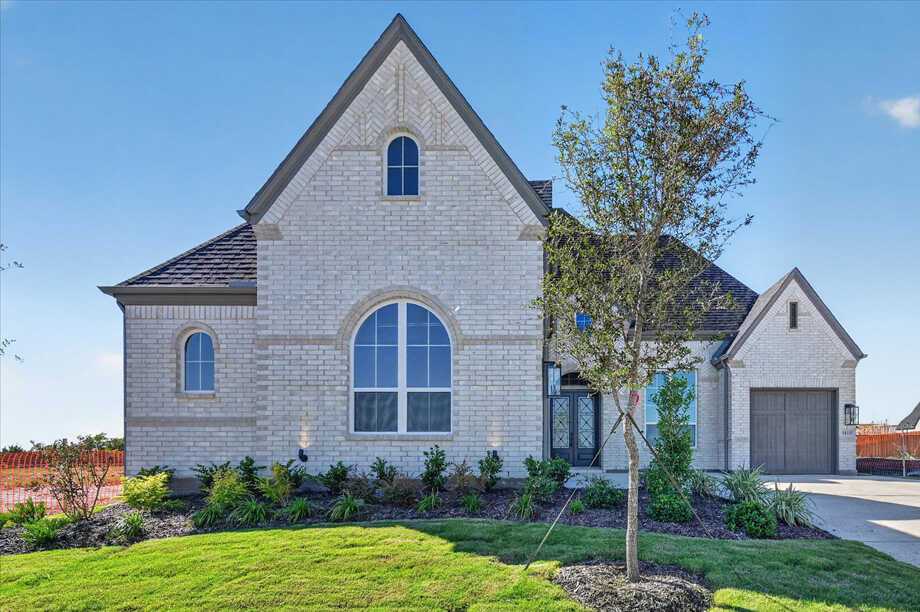 Plan 232 - Quail Hollow: 62ft. lots: Rockwall, Texas - Highland Homes