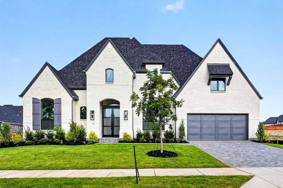 Plan 272 - Mustang Lakes: 74ft. lots: Celina, Texas - Highland Homes