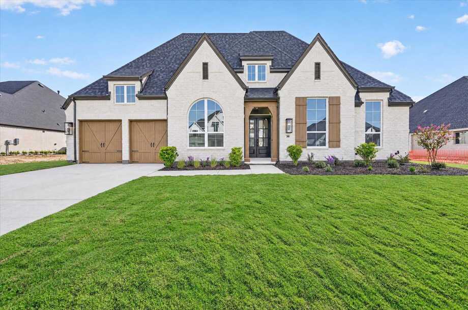 Pecan Square: 100ft. lots: Northlake, Texas - Highland Homes