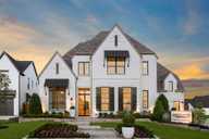 The Grove Frisco: 74ft. lots por Highland Homes en Dallas Texas