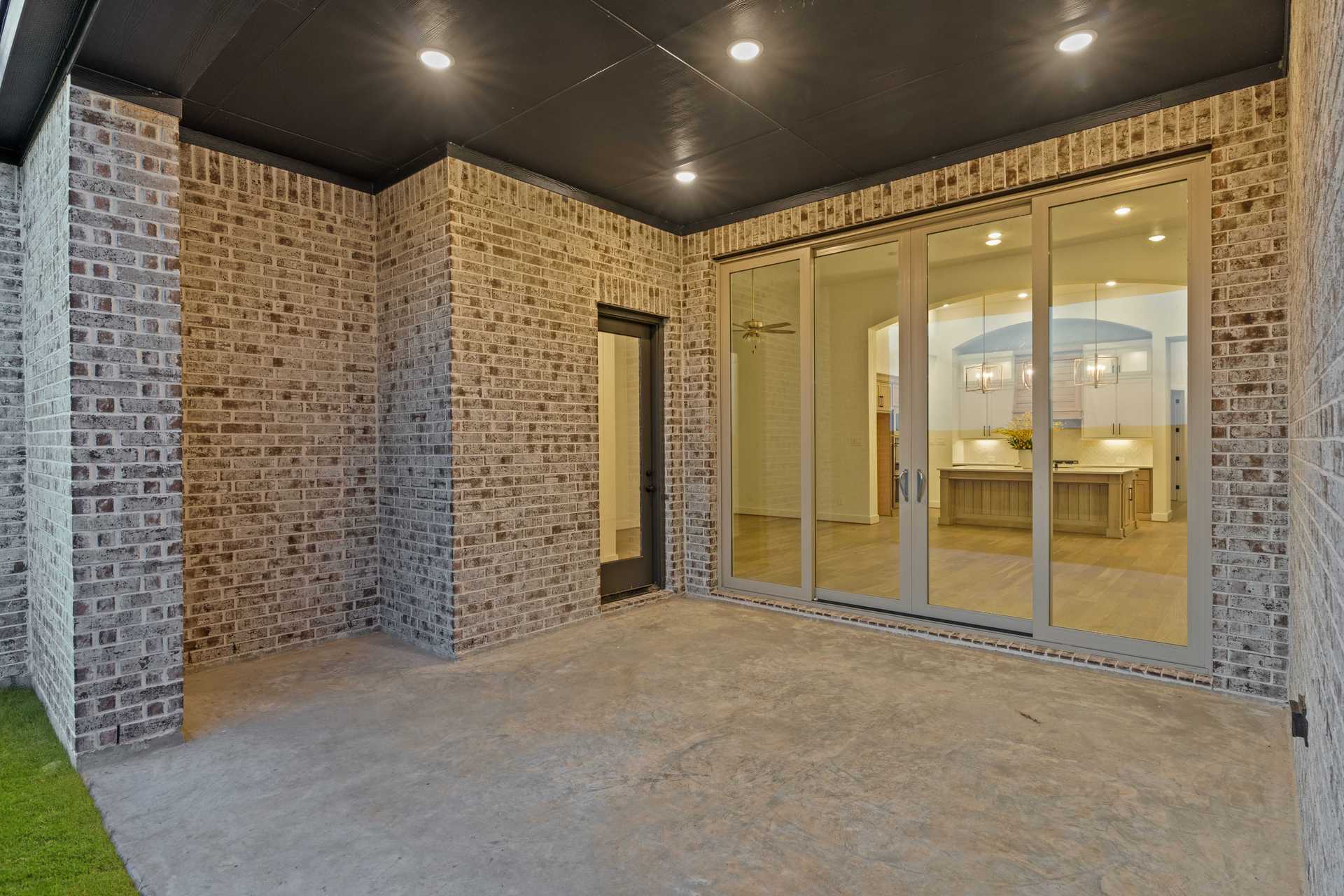 2846 Sycamore - Twilight 2