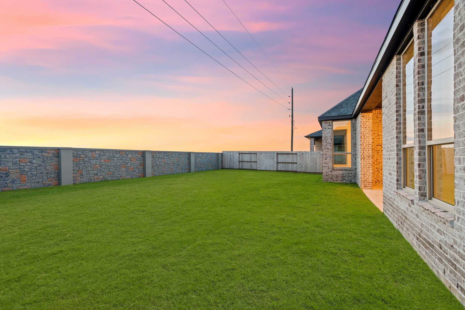 2846 Sycamore - Twilight 1