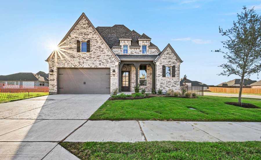 Plan 511 by Highland Homes in Fort Worth TX