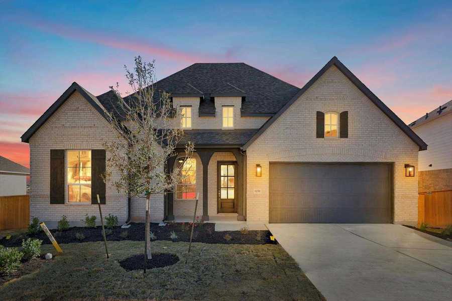Plan Fleetwood by Highland Homes in Austin TX