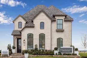 Mosaic: 40ft. lots by Highland Homes in Dallas Texas