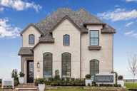 Mosaic: 40ft. lots por Highland Homes en Dallas Texas