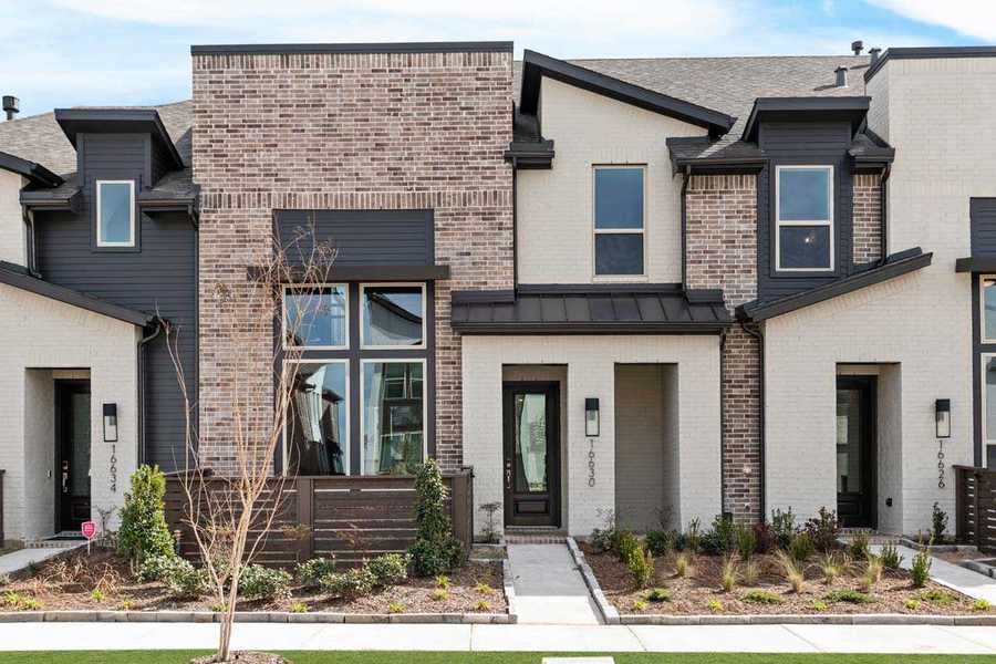 Plan Chatham by Highland Homes in Houston TX