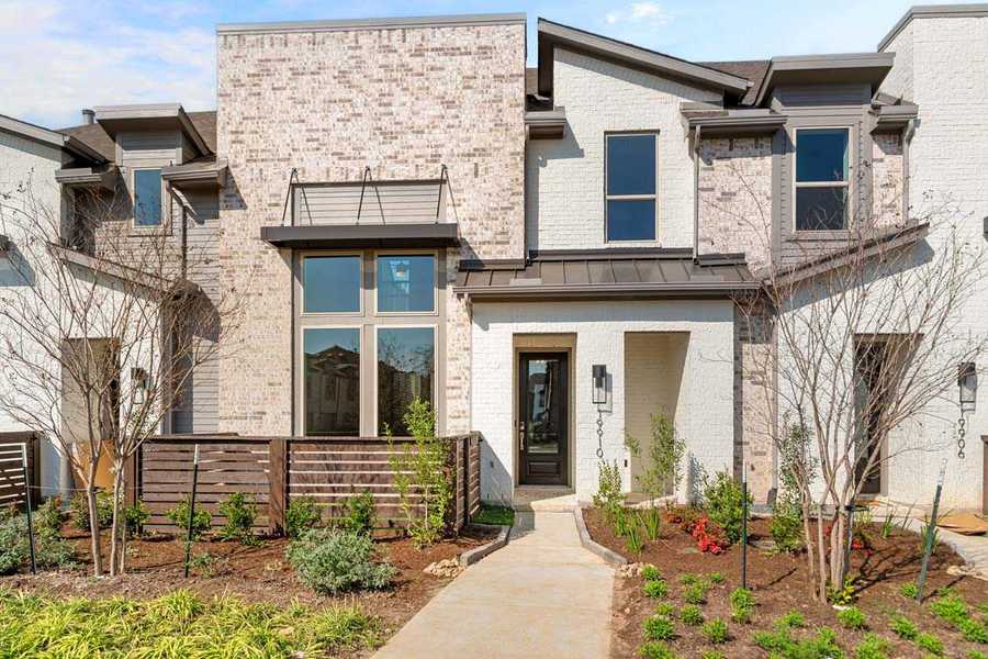 Plan Chatham by Highland Homes in Houston TX
