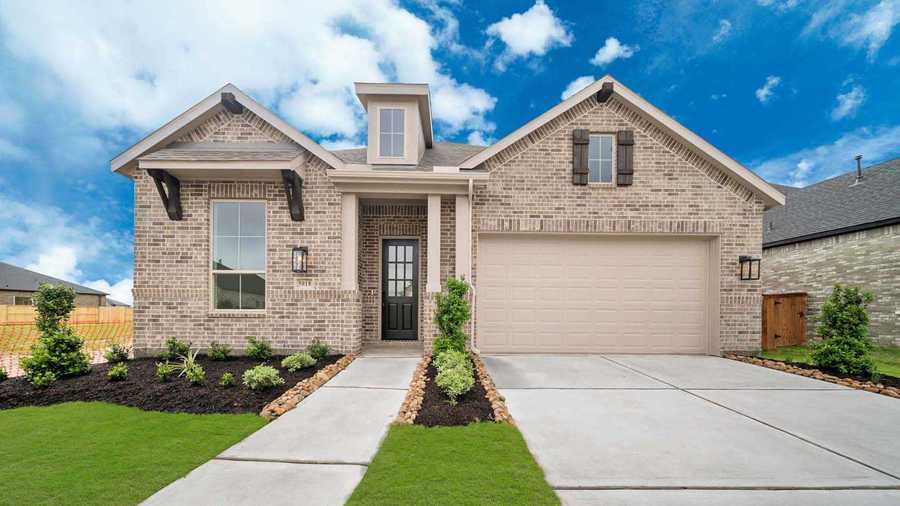 Plan Grantham by Highland Homes in Houston TX