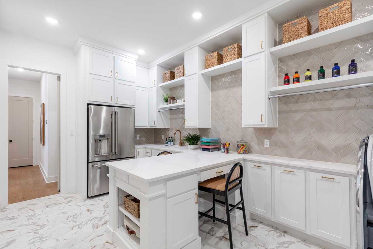 Laundry Room/Craft Room