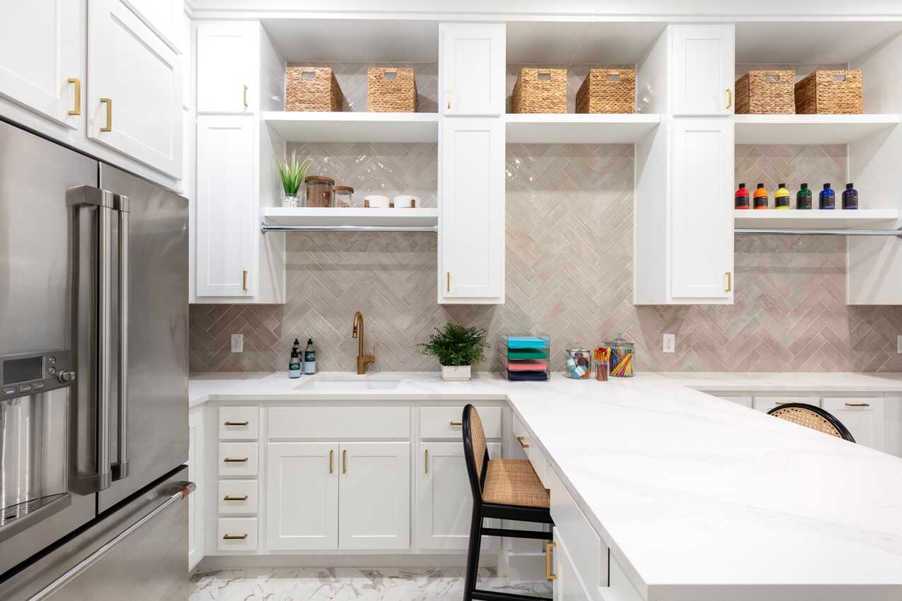 Laundry Room/Craft Room