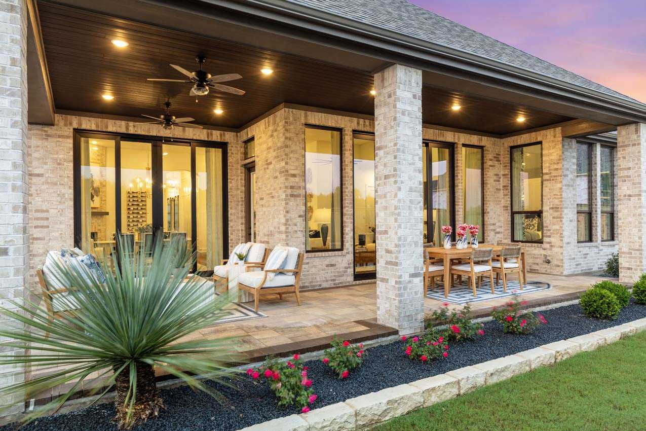Patio/Backyard