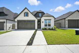 Plan Maybach - Treeline: Justin, Texas - Highland Homes