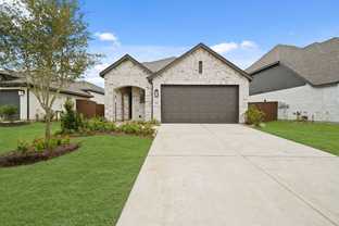 Plan Carlton - Brookewater: Rosenberg, Texas - Highland Homes