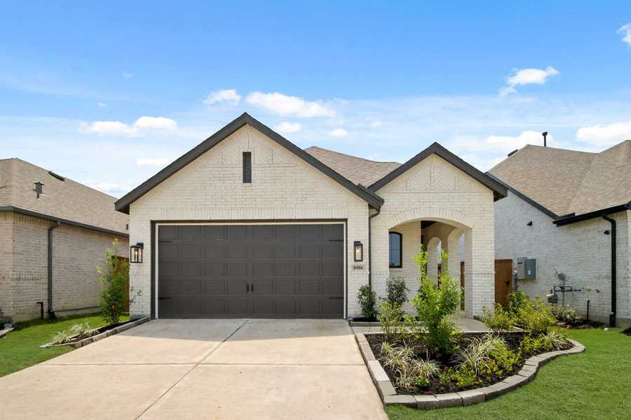 8906 Blackwoods Court (Plan Carlton)