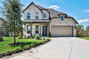 Plan Westbury - Alsatian Oaks: 50ft. lots: Castroville, Texas - Highland Homes