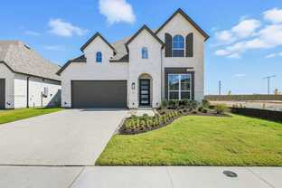 Plan Richmond - Pecan Square: 50ft. lots: Northlake, Texas - Highland Homes