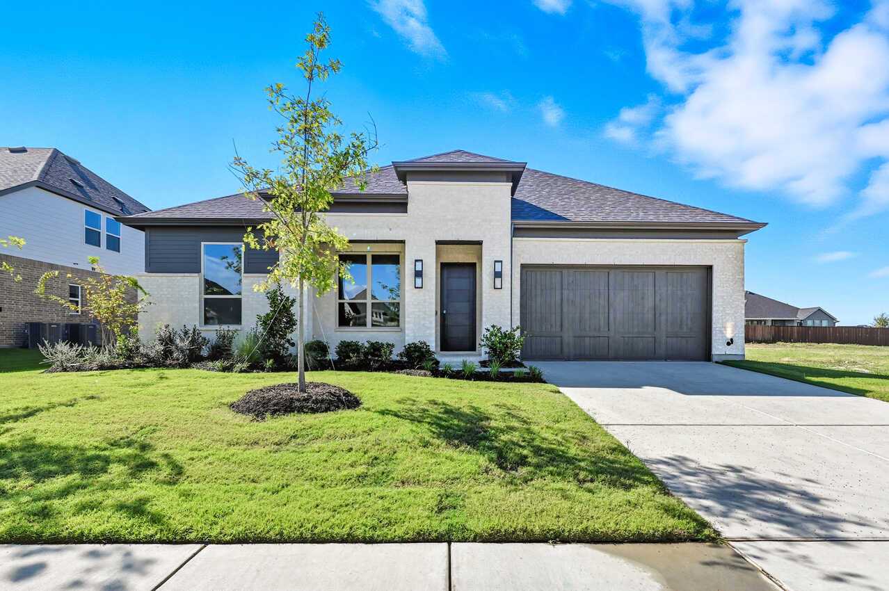 Plan Birchwood - Ridge Crossing: Waxahachie, Texas - Highland Homes