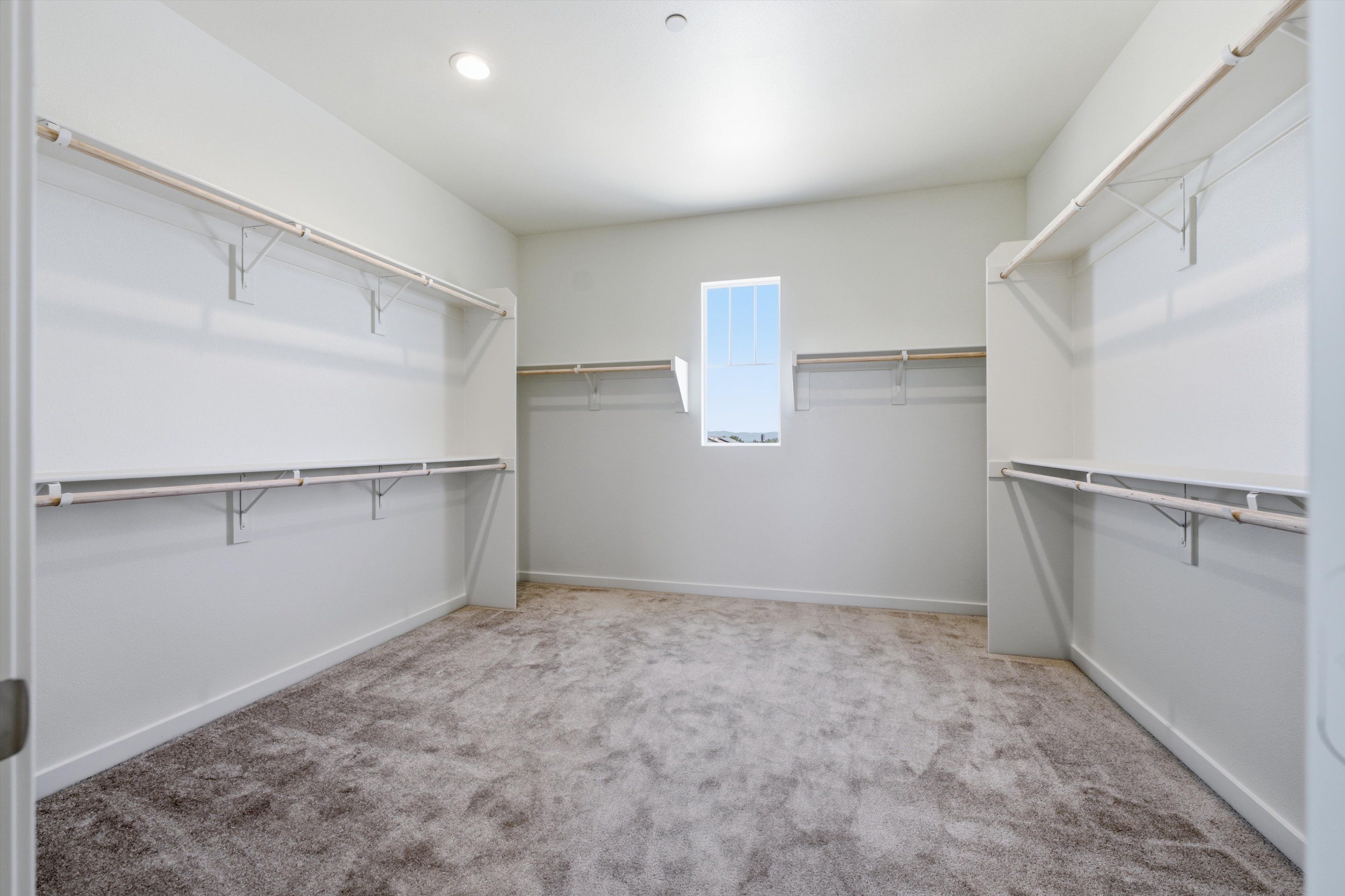 Plan 4 Master Closet