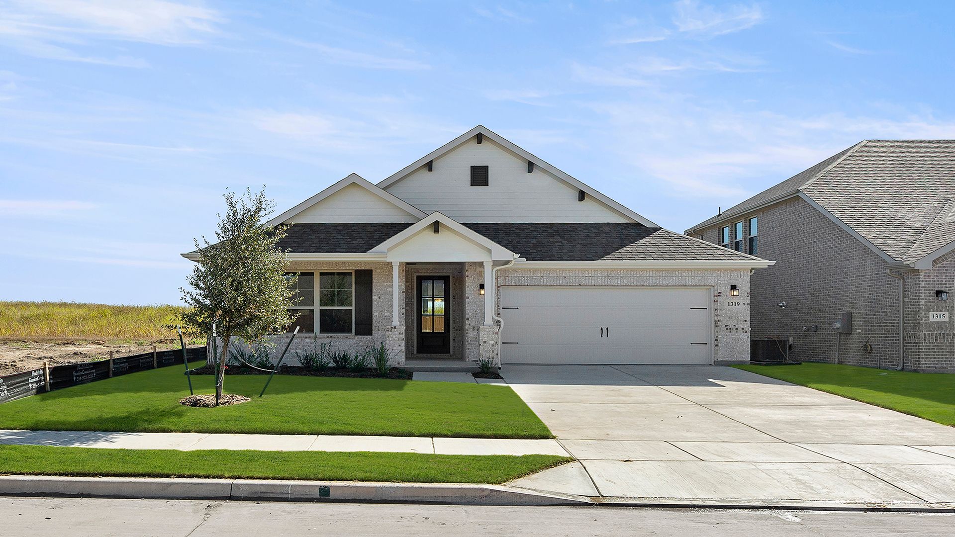 Cottonwood II - Liberty Crossing: Royse City, Texas - HistoryMaker Homes   