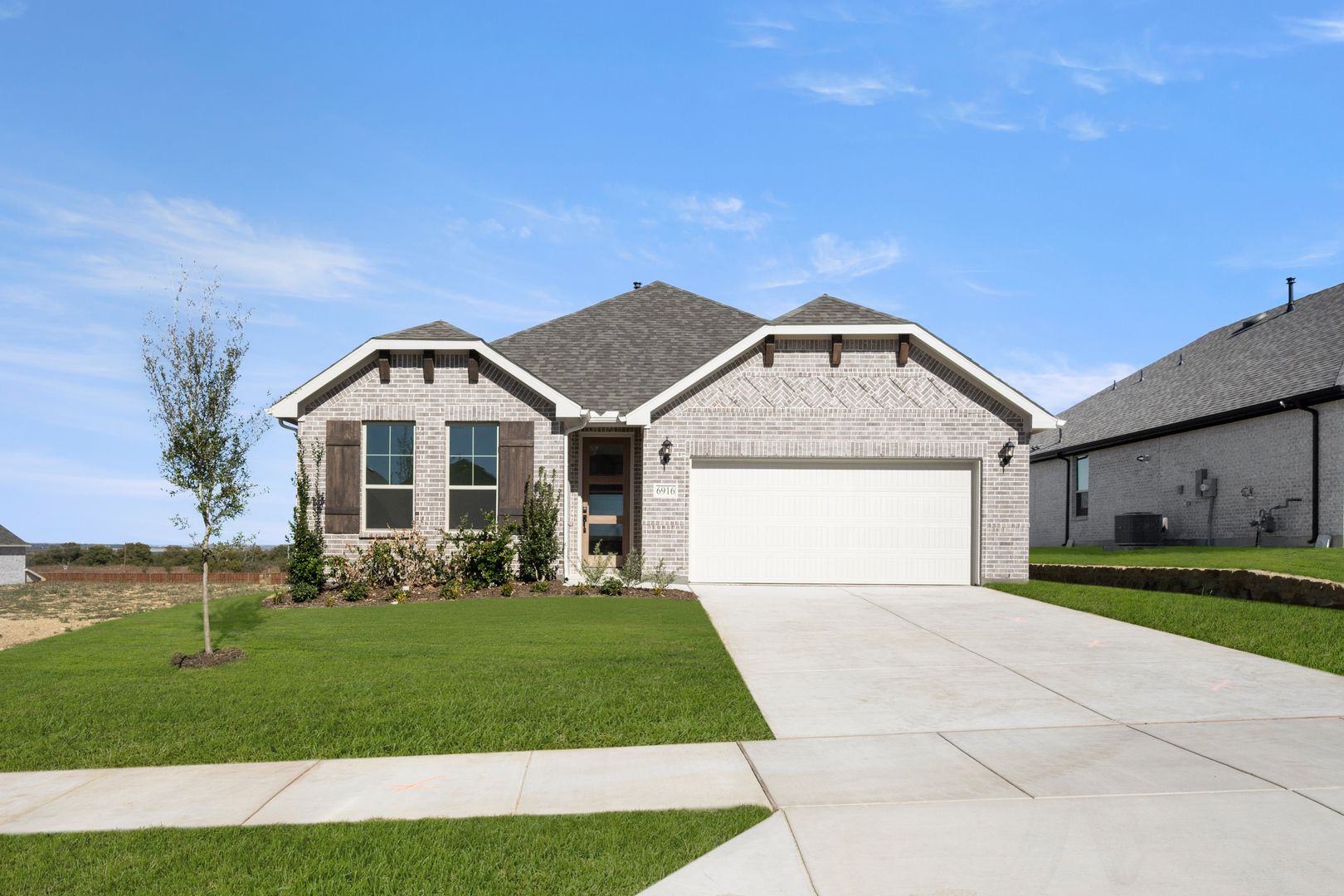 Basswood II - Rocky Creek Crossing: Crowley, Texas - HistoryMaker Homes   