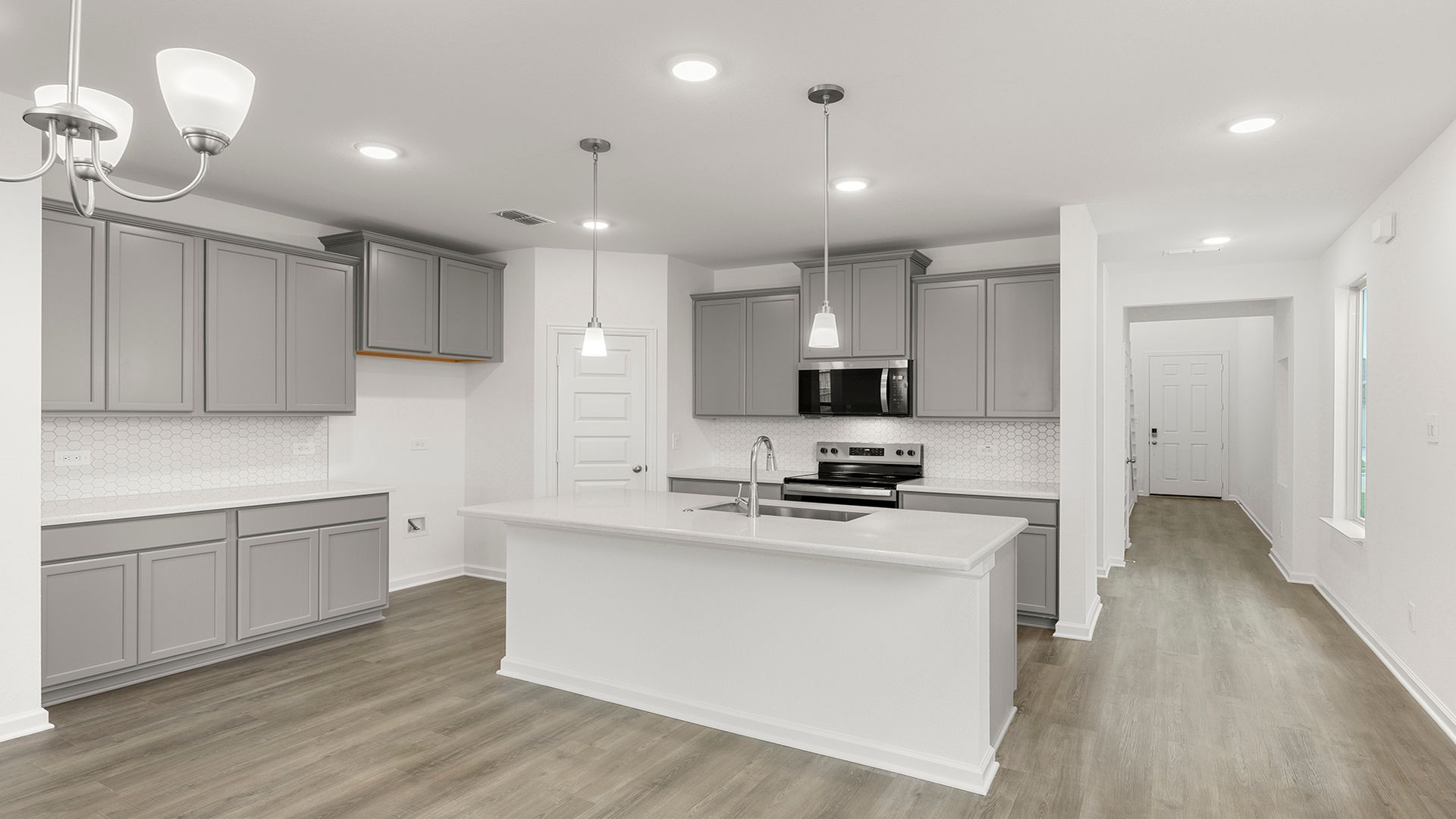6_07. 1716 Edgeway - Kitchen (2)