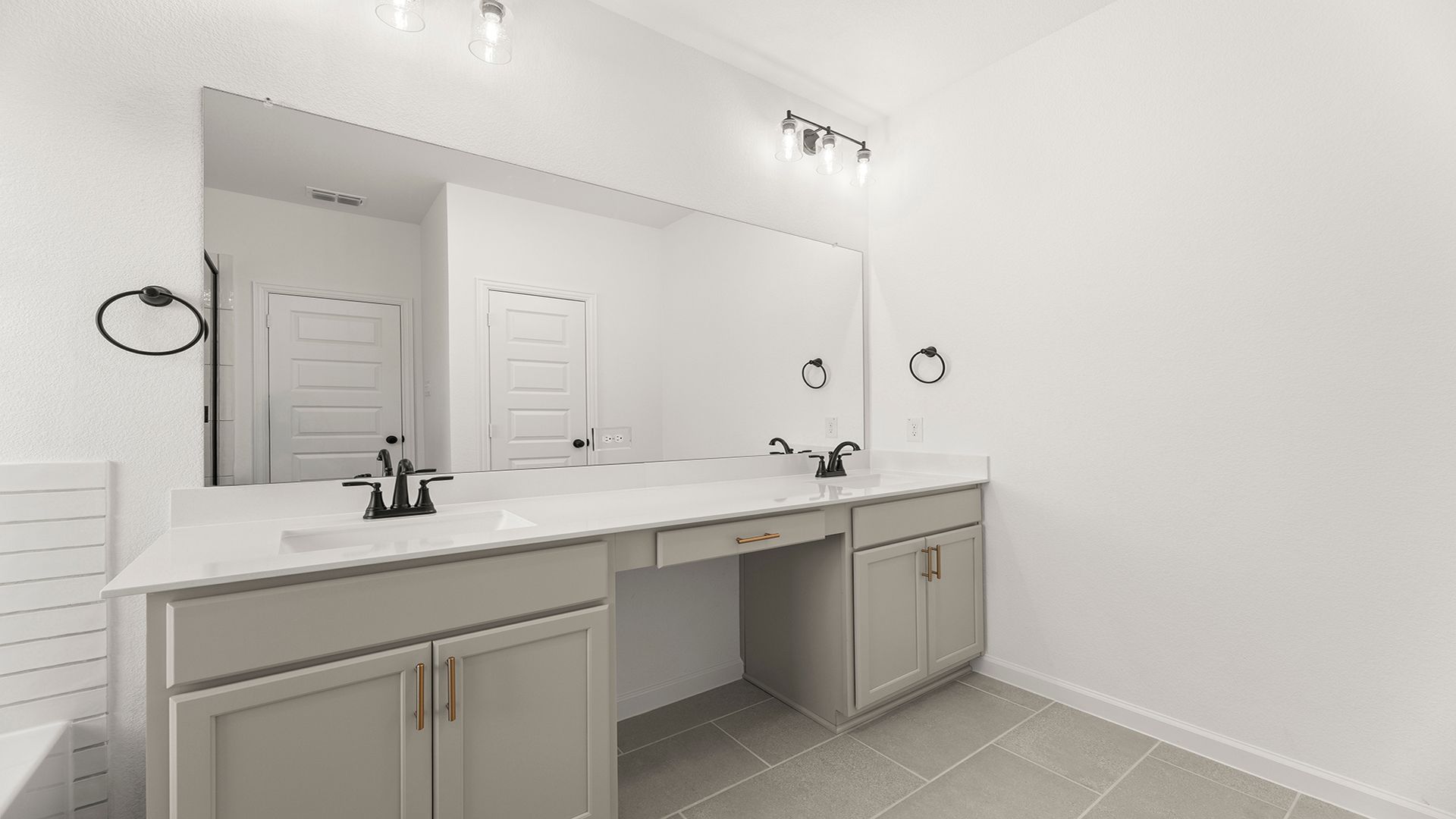17_18. 2144 Sunnymede - Bath (4)