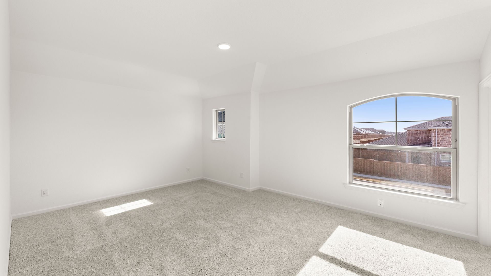 23_24. 2144 Sunnymede - Bed 4