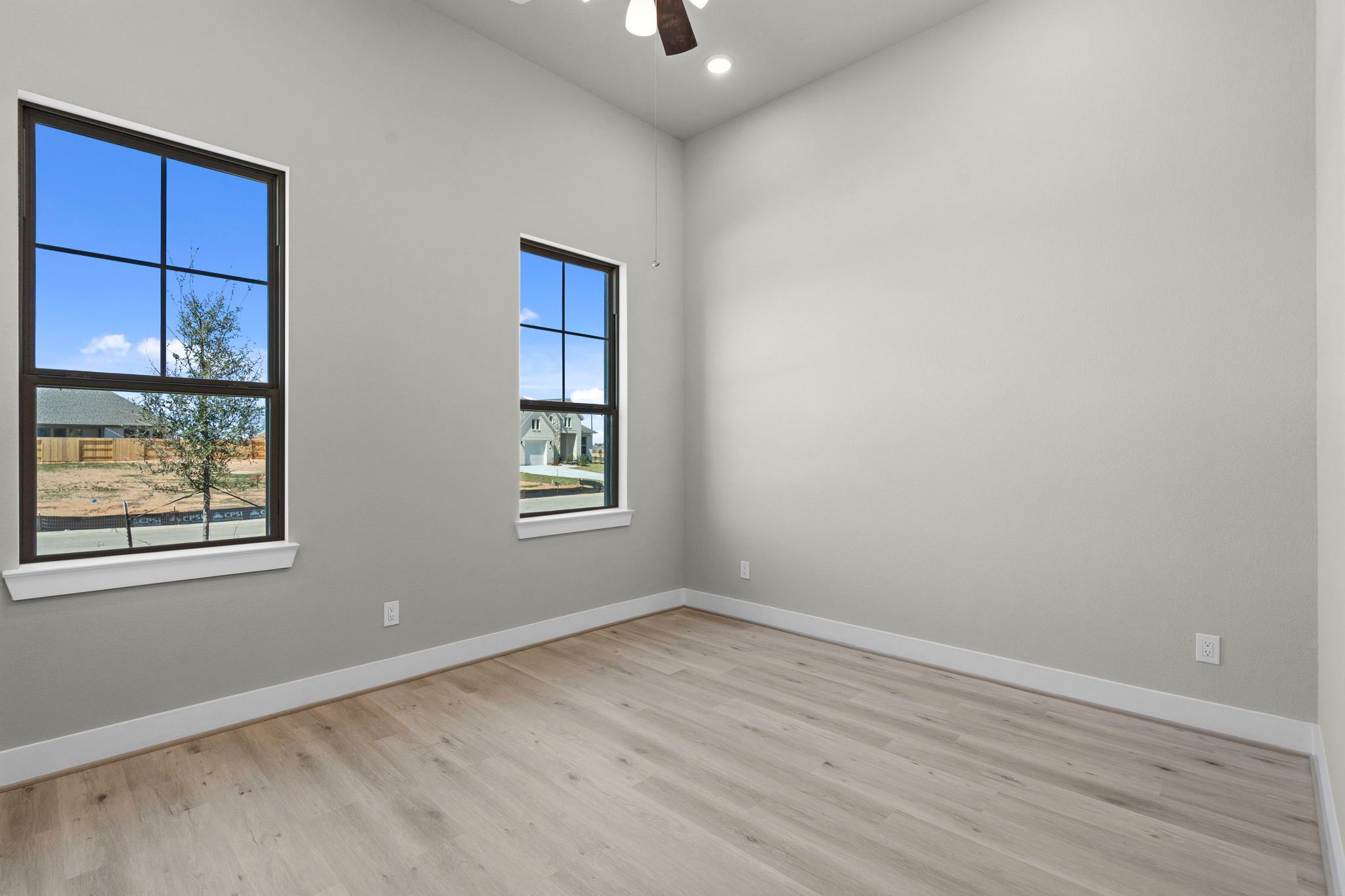 20-web-or-mls-DSC09325