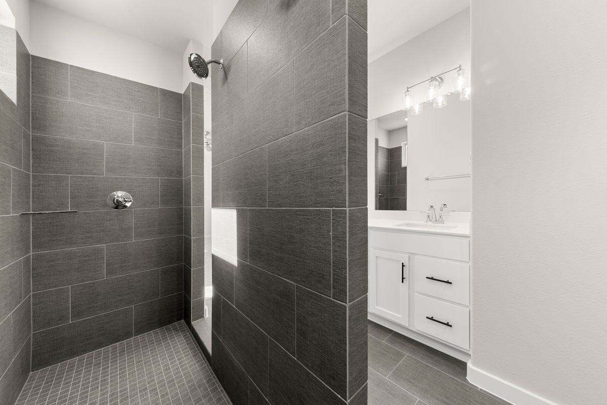 Hemingway Representative Photo 11