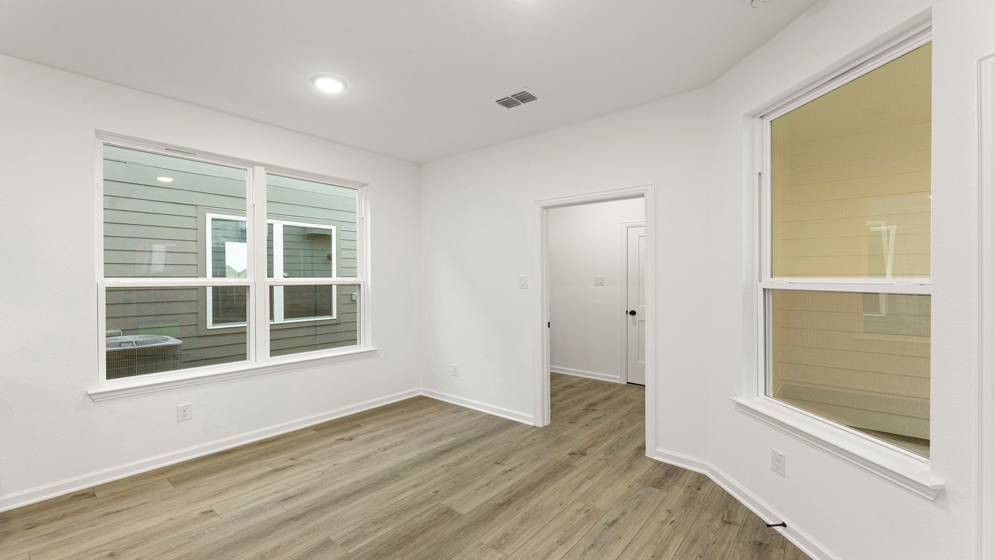 Wright Floorplan Representative Photography - Dining