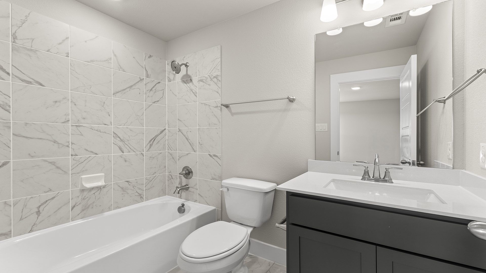 22_23. 1421 Tipperary - 2ND Bath