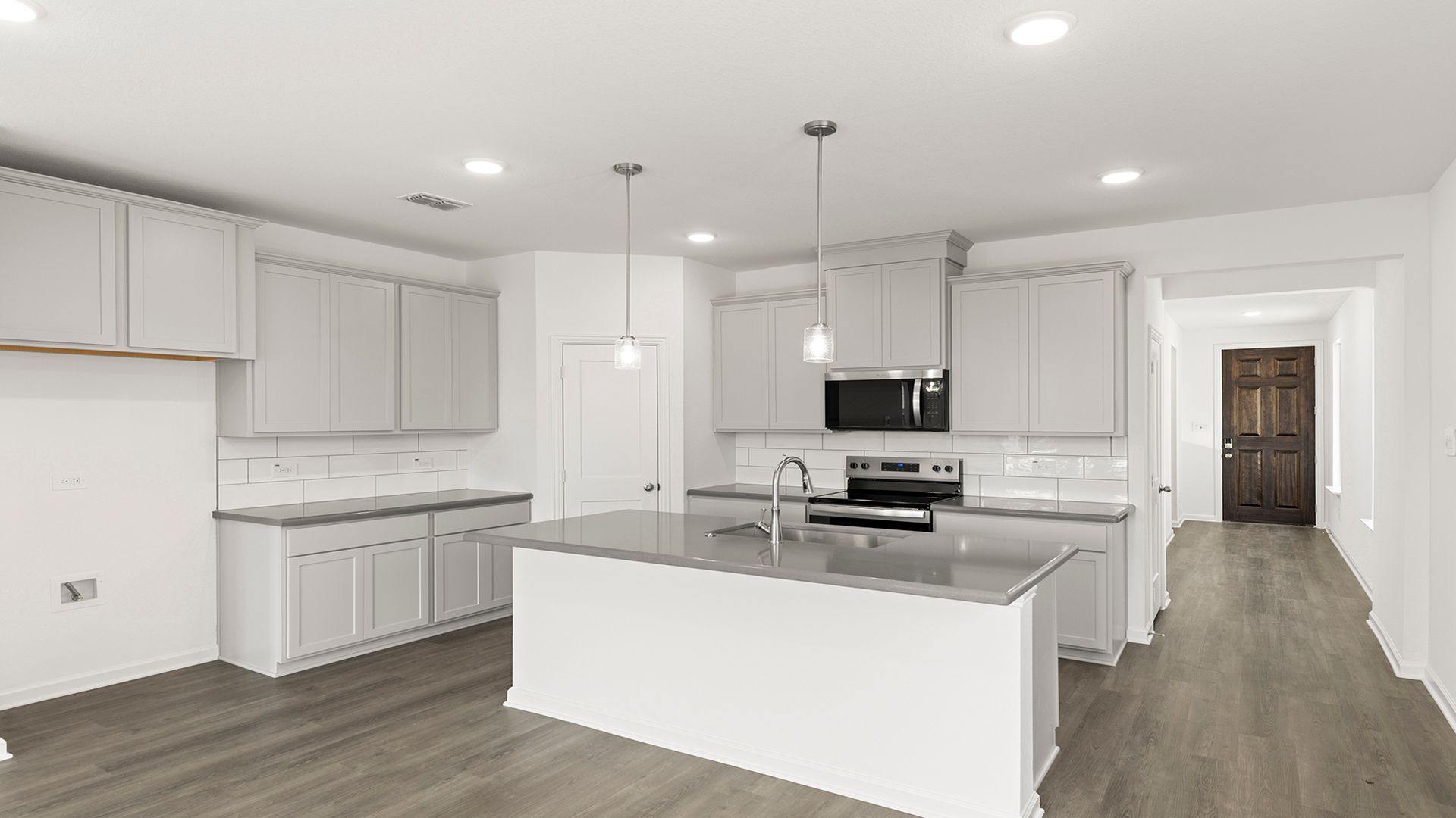 10_11. 1705 Meadow Crest - Kitchen (2)