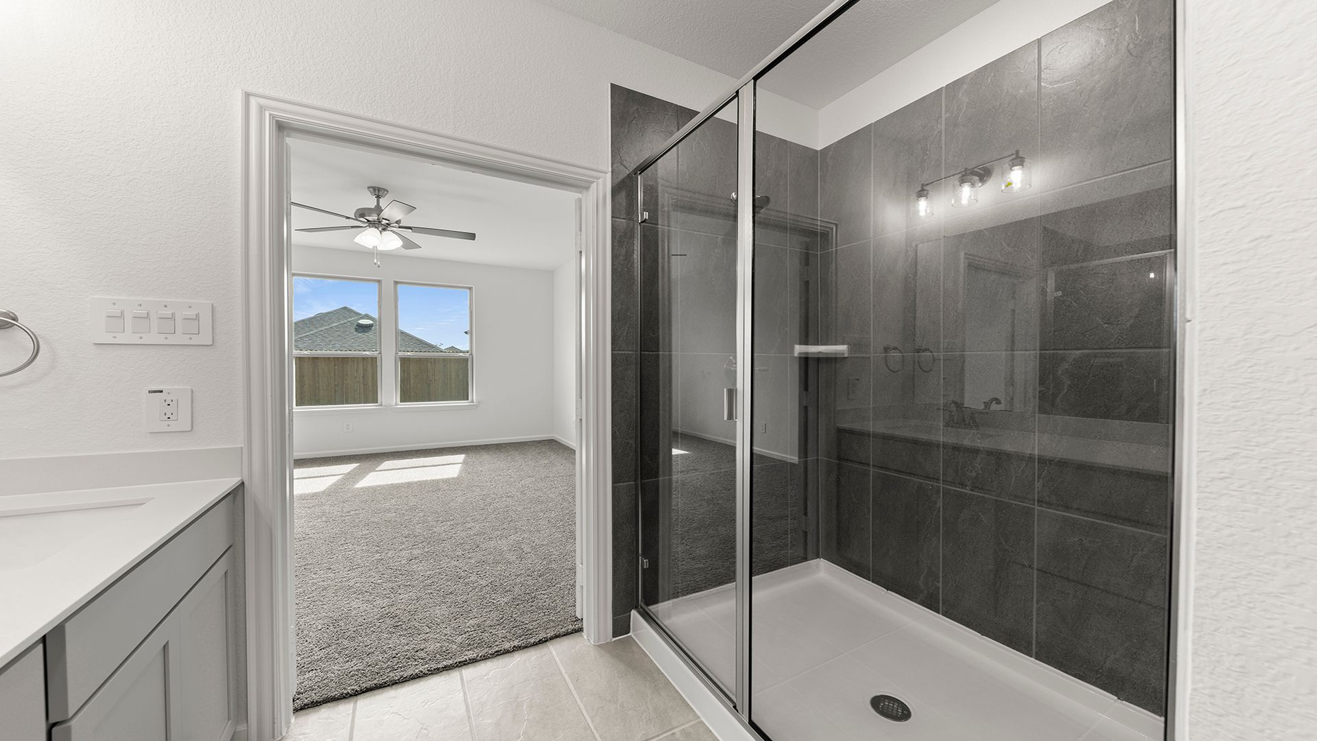 24_25. 1705 Meadow Crest - Bath (4)
