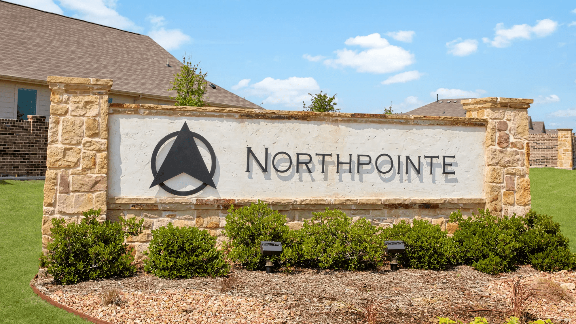 casa en Bluffs at Northpointe por HistoryMaker Homes